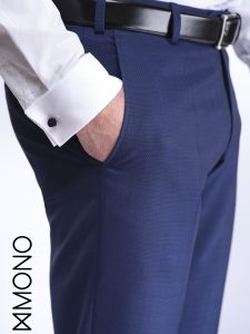 modrý pánsky oblek